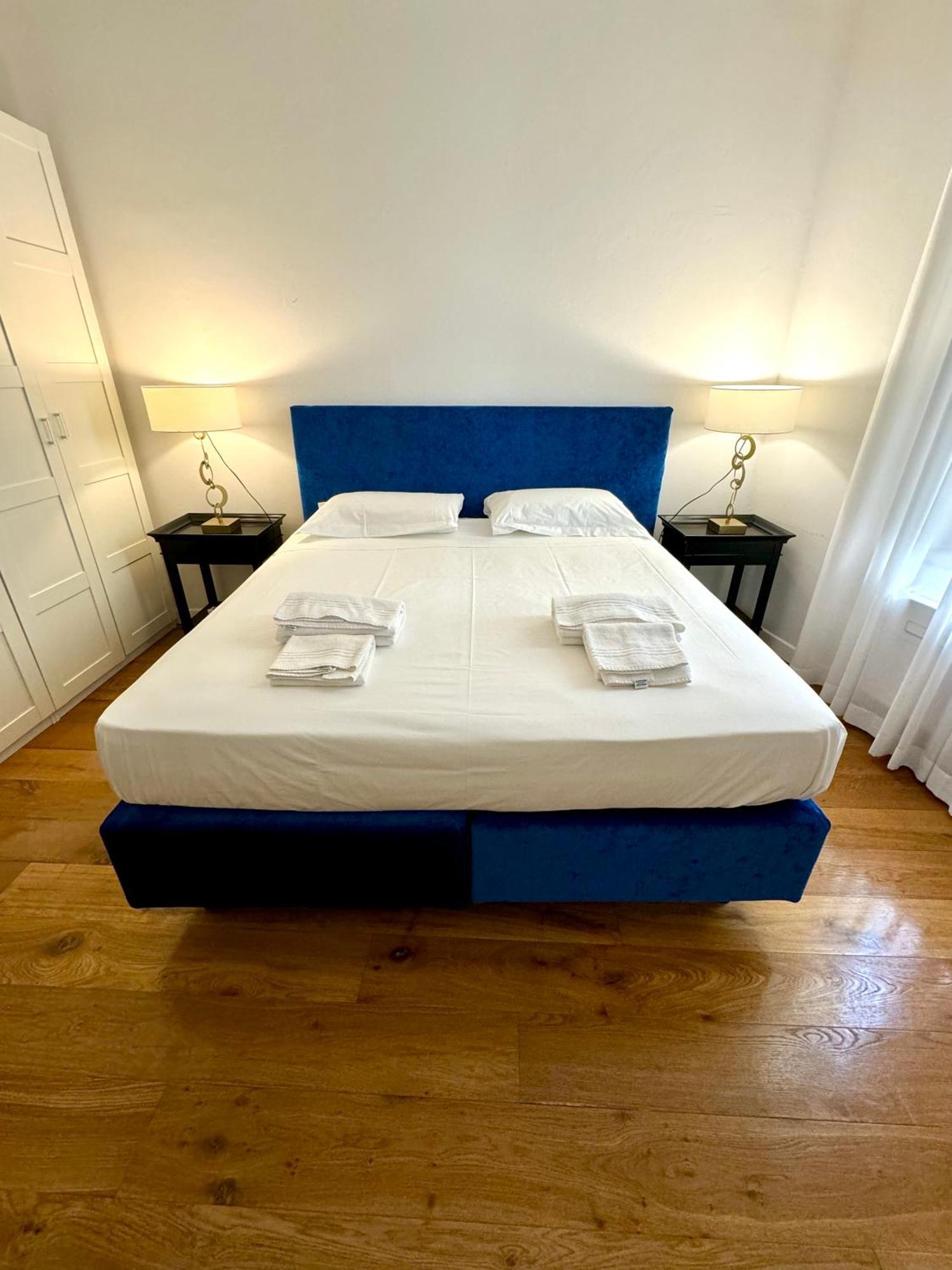 Apartment Tintori 6 *